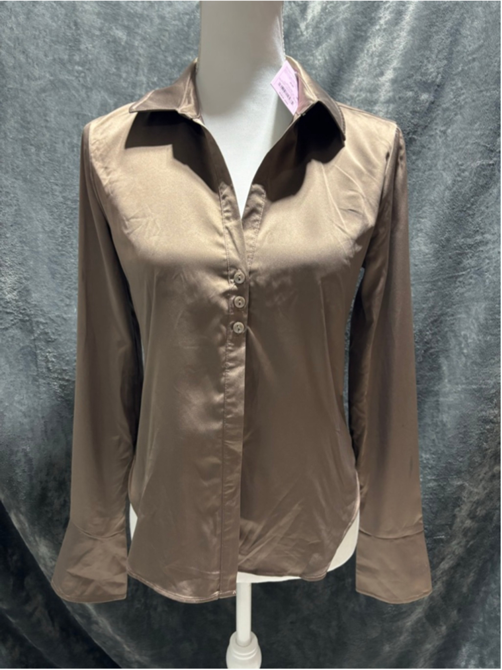 NWT Wild Fable Mocha Long Bell sleeve Collared Blouse w/3 button placket XS